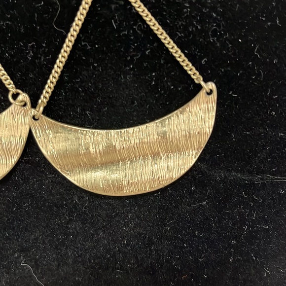 Adorable Gold Plated Dangle Earrings - Picture 3 of 6